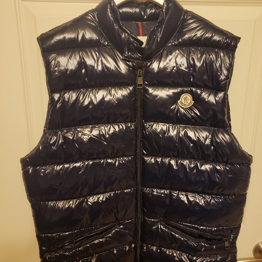 MONCLER VEST UNISEX SIZE # 3